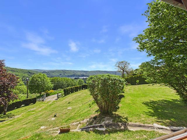 Vente Maison 5 pièces 186 m2 Le Lac d'Issarlès