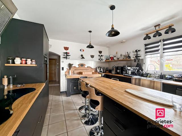 Vente Maison 5 pièces 186 m2 Saint Germain des Champs