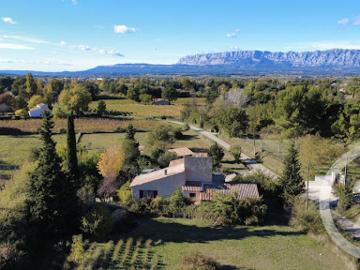 Vente Maison 5 pièces 186 m2 Trets