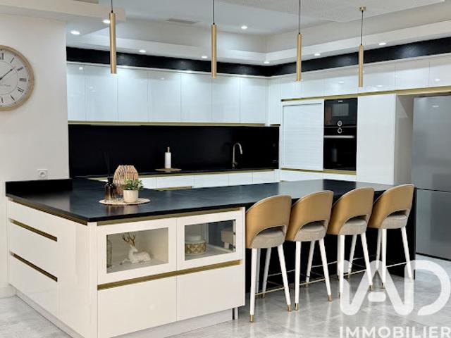 Vente Maison 5 pièces 187 m2 Montelimar