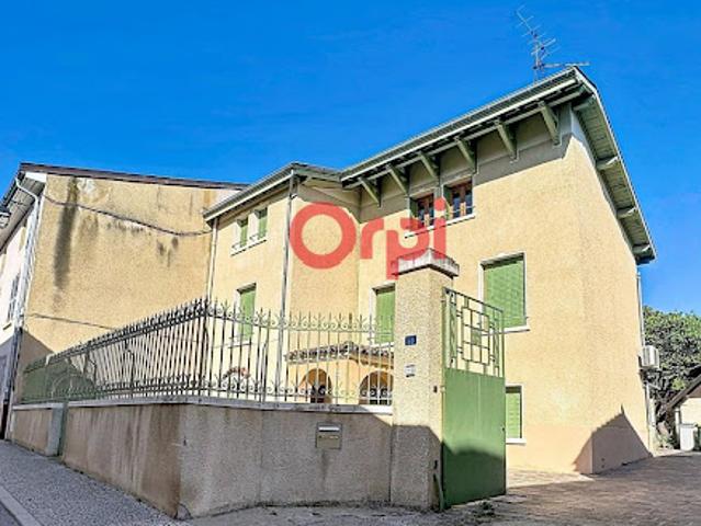 Vente Maison 5 pièces 187 m2 Charly