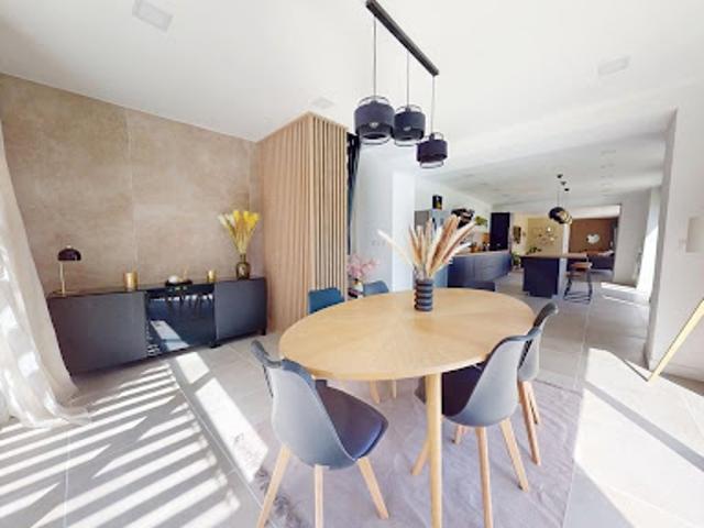 Vente Maison 5 pièces 187.36 m2 Saint Germain au Mont d'Or