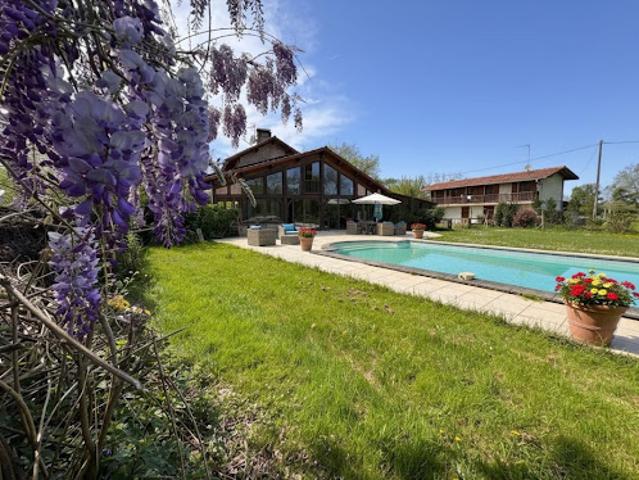 Vente Maison 5 pièces 187 m2 Saint Vincent de Tyrosse