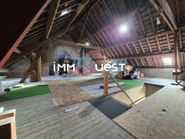 Vente Maison 5 pièces 188 m2 Saint Pierre Brouck