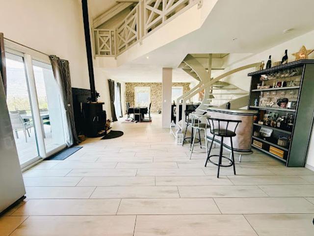 Vente Maison 5 pièces 172 m2 Chanaz