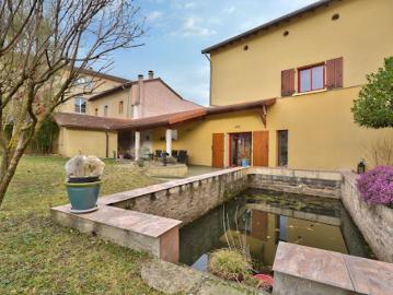 Vente Maison 5 pièces 180 m2 Charly