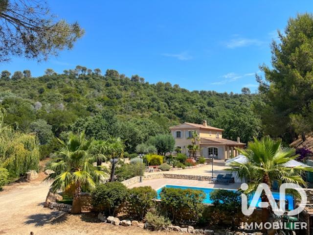 Vente Maison 5 pièces 180 m2 Hyeres