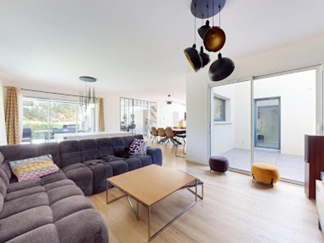 Vente Maison 5 pièces 180 m2 Le Cellier