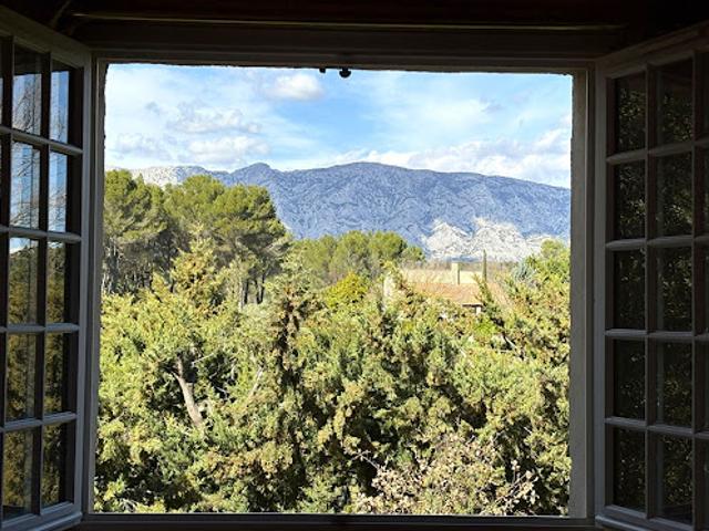 Vente Maison 5 pièces 180 m2 Rousset