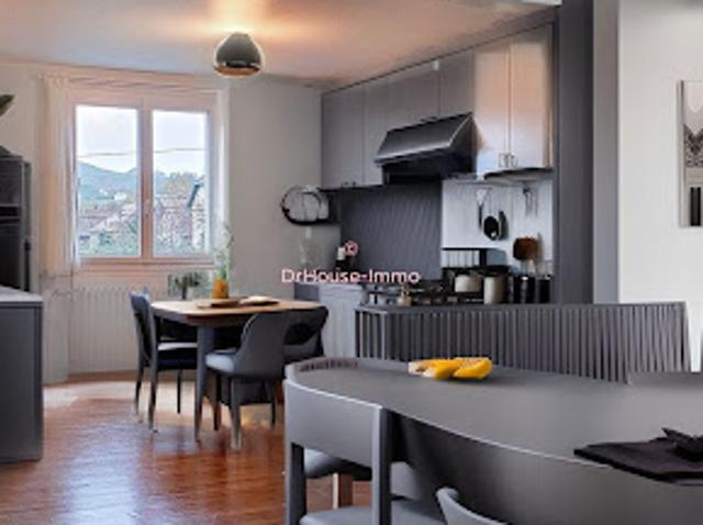 Vente Maison 5 pièces 180 m2 Saint Céré