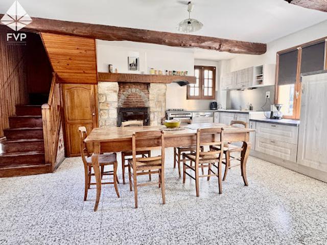 Vente Maison 5 pièces 180 m2 Saint Pierre le Vieux