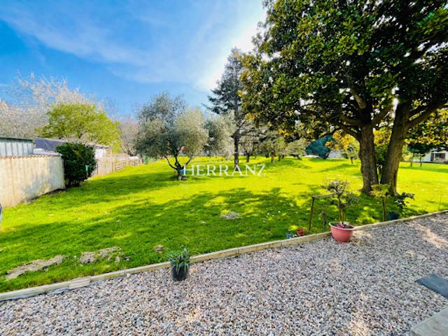 Vente Maison 5 pièces 180 m2 Sainte Terre