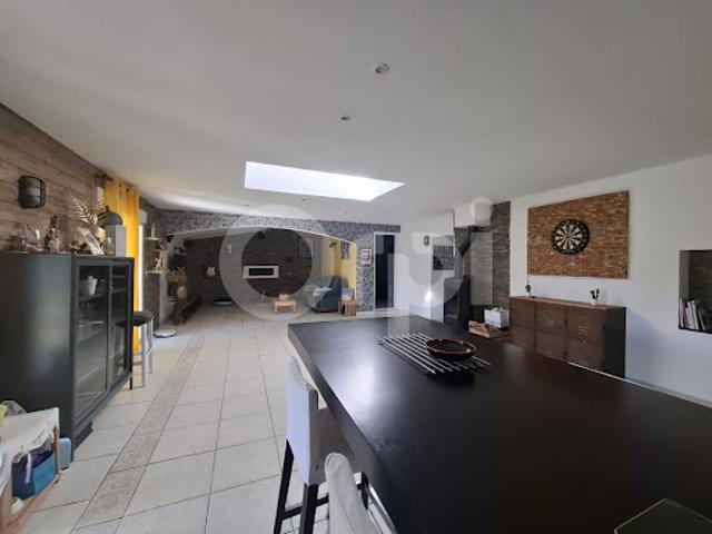 Vente Maison 5 pièces 180 m2 Saujon