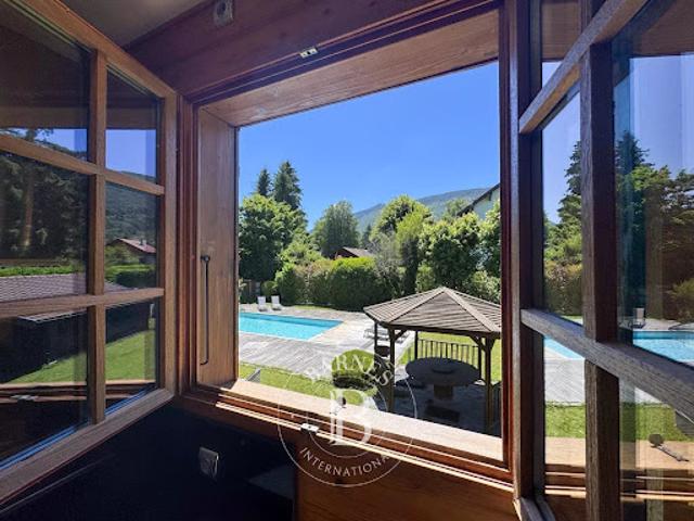 Vente Maison 5 pièces 180 m2 Sevrier