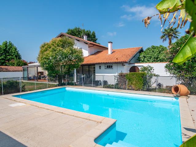 Vente Maison 5 pièces 180 m2 Tarnos