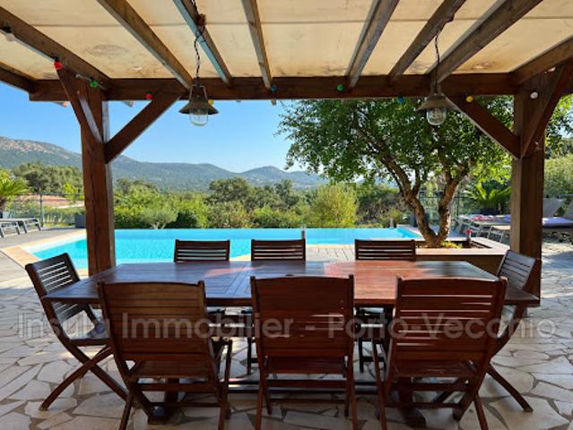Vente Maison 5 pièces 181.19 m2 Sainte lucie de porto vecchio
