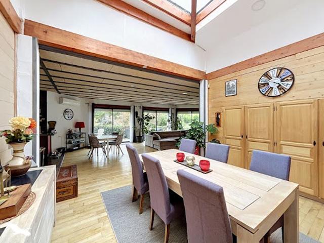 Vente Maison 5 pièces 182 m2 Casteljaloux