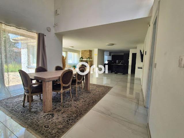 Vente Maison 5 pièces 182 m2 Roubaix