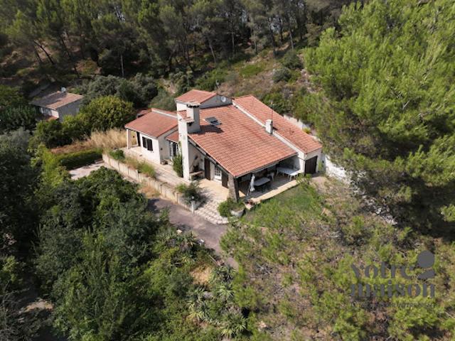 Vente Maison 5 pièces 182.44 m2 Simiane Collongue