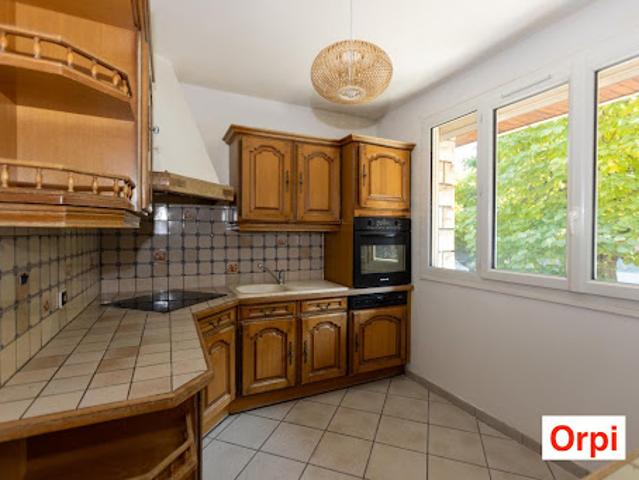 Vente Maison 5 pièces 195 m2 Le Raincy