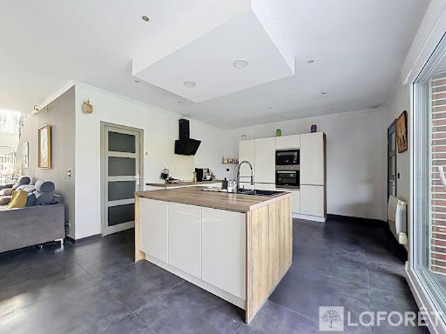Vente Maison 5 pièces 197 m2 Nieppe