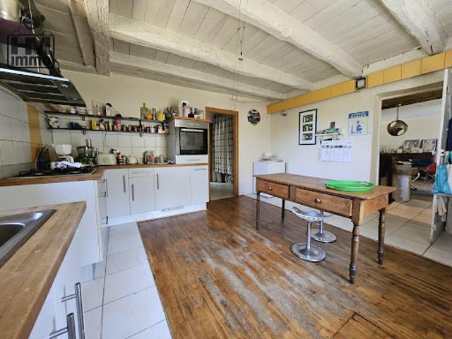 Vente Maison 5 pièces 198 m2 Peyrat le Château