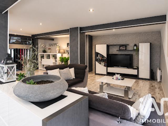 Vente Maison 5 pièces 198 m2 Vic sur Seille