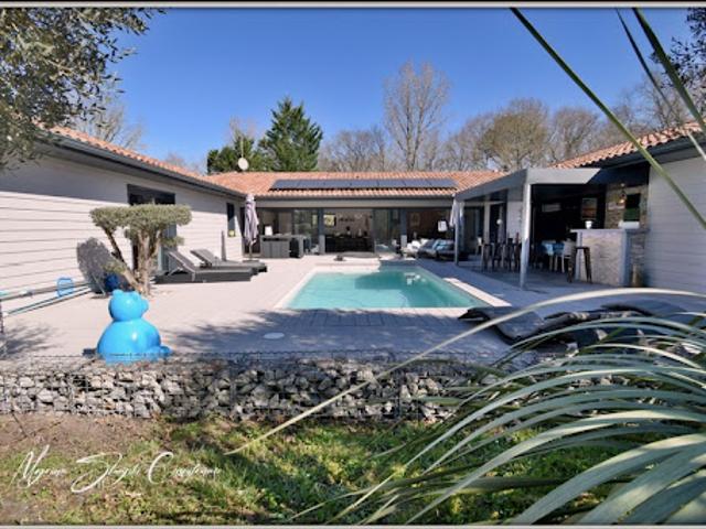 Vente Maison 5 pièces 190 m2 Soustons
