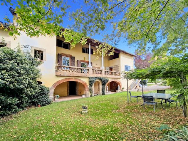 Vente Maison 5 pièces 192 m2 Pompignan