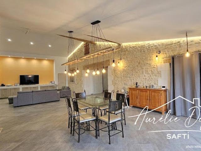 Vente Maison 5 pièces 193 m2 Antezant la Chapelle