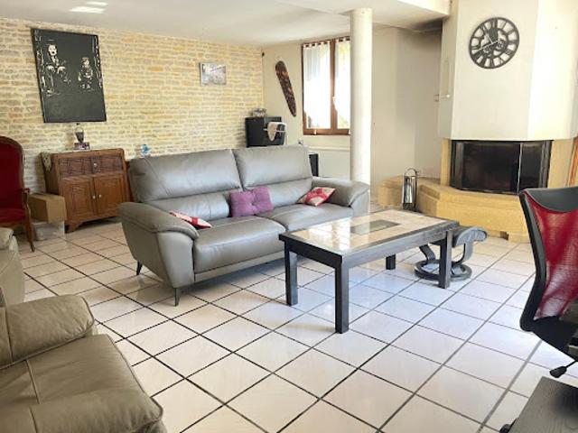 Vente Maison 5 pièces 205.47 m2 Saint Symphorien