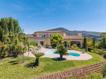 Vente Maison 5 pièces 206 m2 Colomars