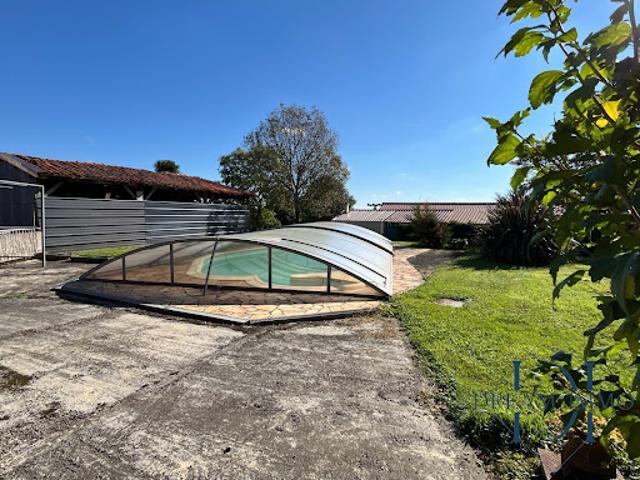 Vente Maison 5 pièces 205 m2 Lannemezan