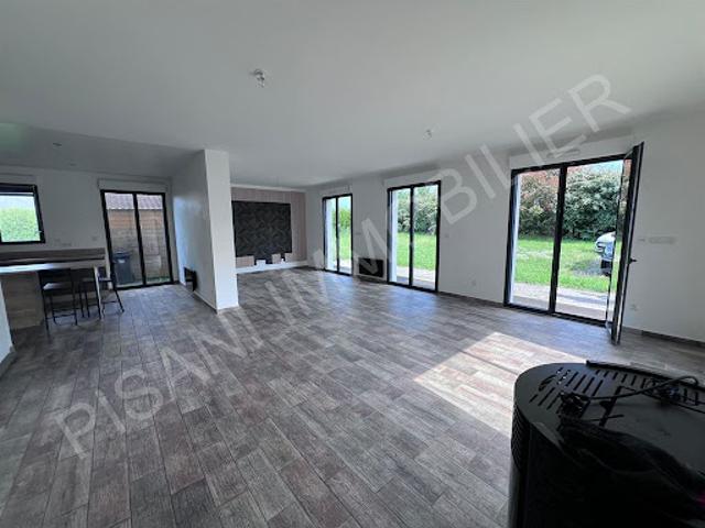 Vente Maison 5 pièces 207 m2 Saint Romain de Colbosc