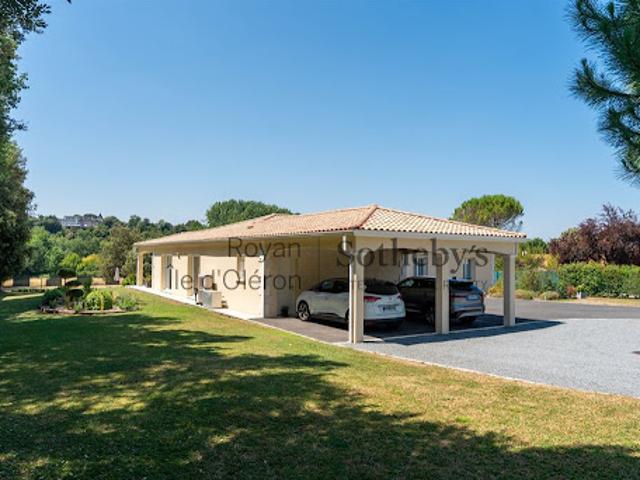 Vente Maison 5 pièces 208 m2 Saint Brice