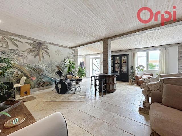 Vente Maison 5 pièces 200 m2 Avrille