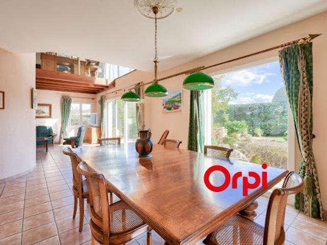 Vente Maison 5 pièces 200 m2 Charly