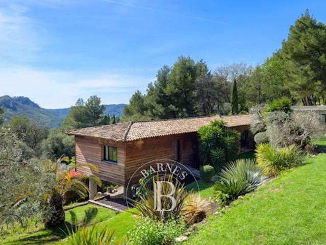 Vente Maison 5 pièces 200 m2 Evenos