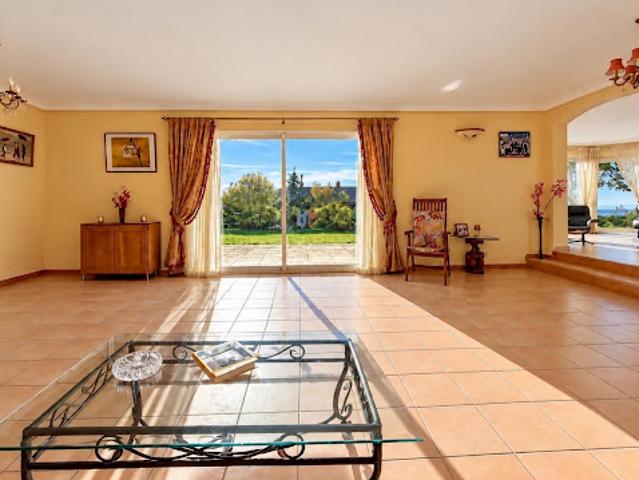 Vente Maison 5 pièces 200 m2 Loisin