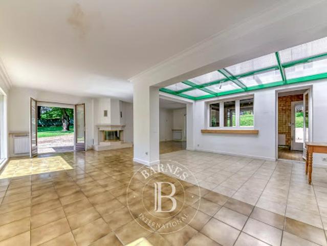 Vente Maison 5 pièces 202.5 m2 Ecully