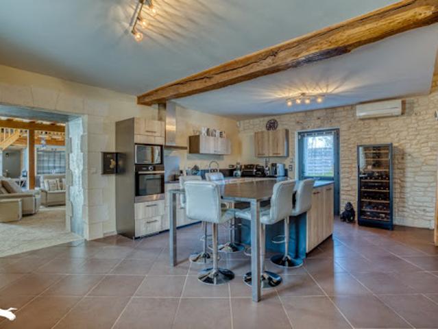 Vente Maison 5 pièces 203 m2 Gardonne