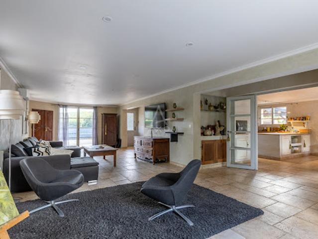 Vente Maison 5 pièces 203 m2 Grisolles