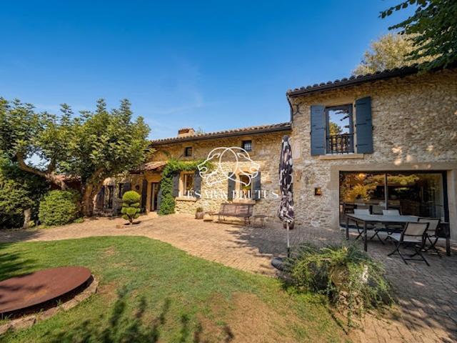 Vente Maison 5 pièces 217 m2 Montvendre