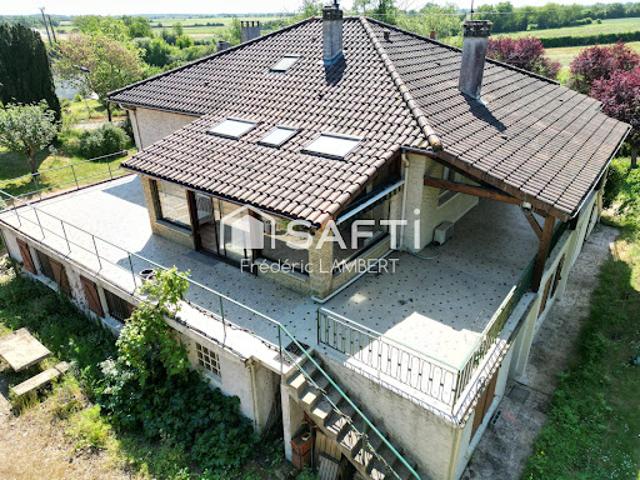 Vente Maison 5 pièces 219 m2 Château Larcher