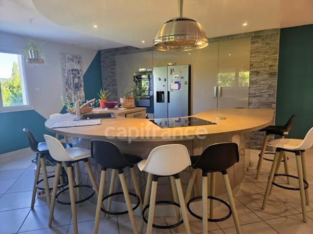 Vente Maison 5 pièces 210 m2 Ige