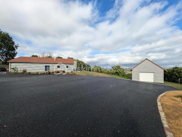 Vente Maison 5 pièces 210 m2 Saint Lambert