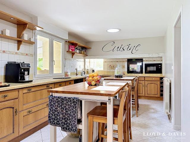 Vente Maison 5 pièces 244 m2 Gémozac