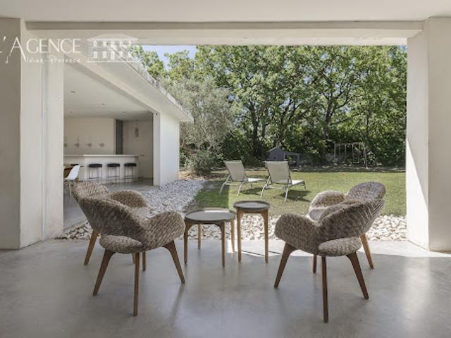 Vente Maison 5 pièces 210.84 m2 Aix en Provence