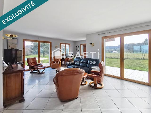 Vente Maison 5 pièces 212 m2 Les Abrets
