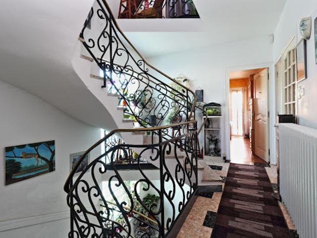 Vente Maison 6 pièces 212 m2 Saint Symphorien d'Ozon